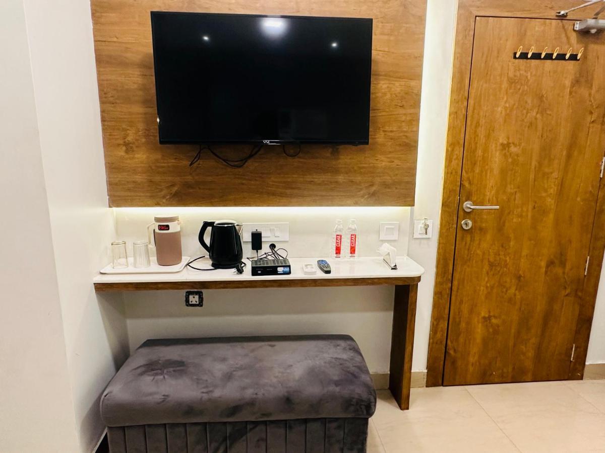 Hotel Deva Inn Βαρανάσι Εξωτερικό φωτογραφία