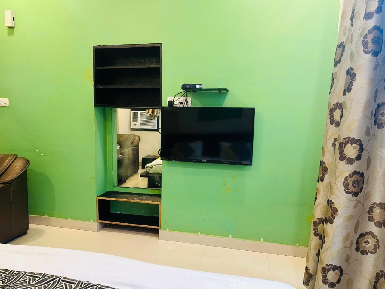 Hotel Deva Inn Βαρανάσι Εξωτερικό φωτογραφία