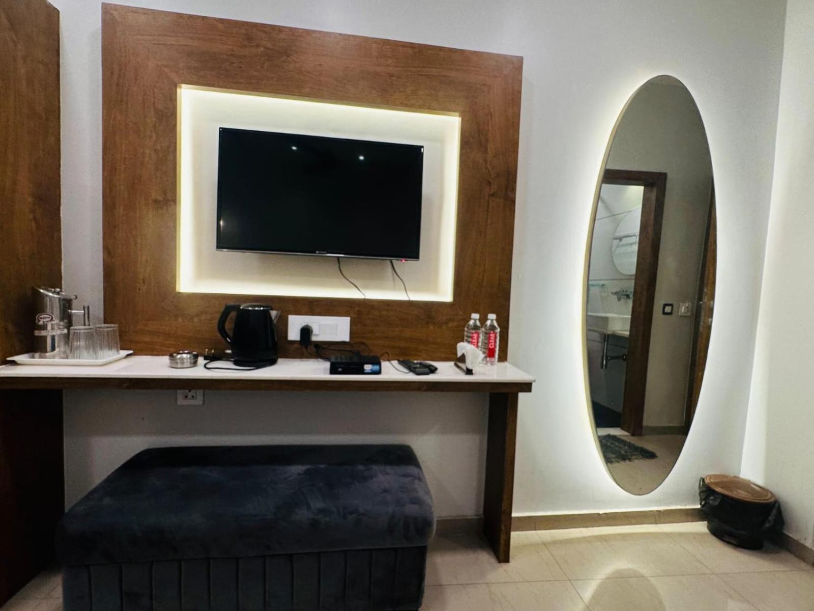 Hotel Deva Inn Βαρανάσι Εξωτερικό φωτογραφία