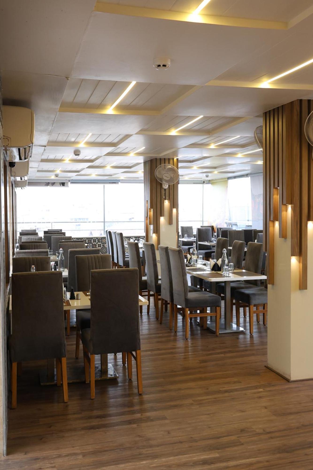 Hotel Deva Inn Βαρανάσι Εξωτερικό φωτογραφία