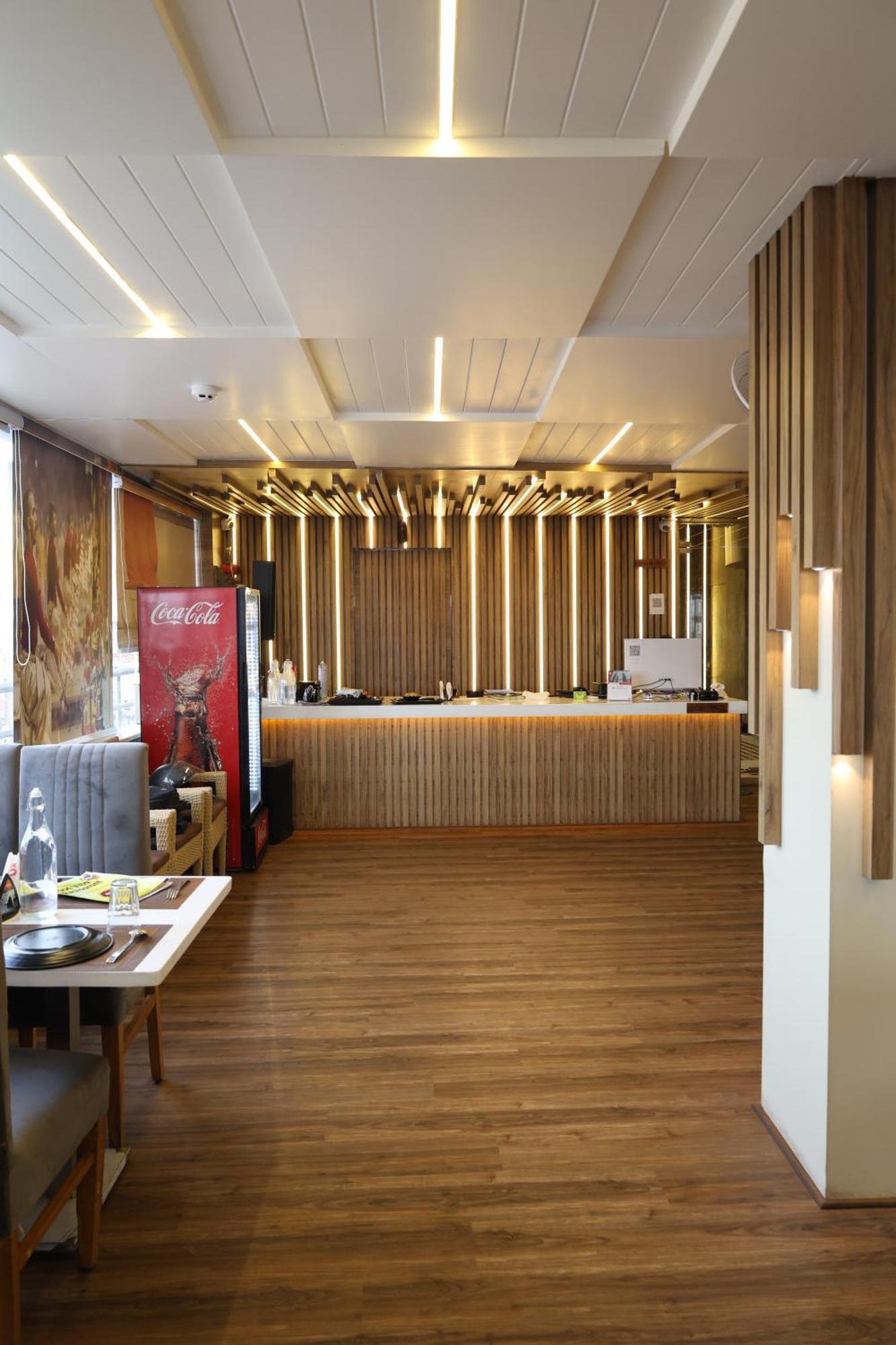 Hotel Deva Inn Βαρανάσι Εξωτερικό φωτογραφία