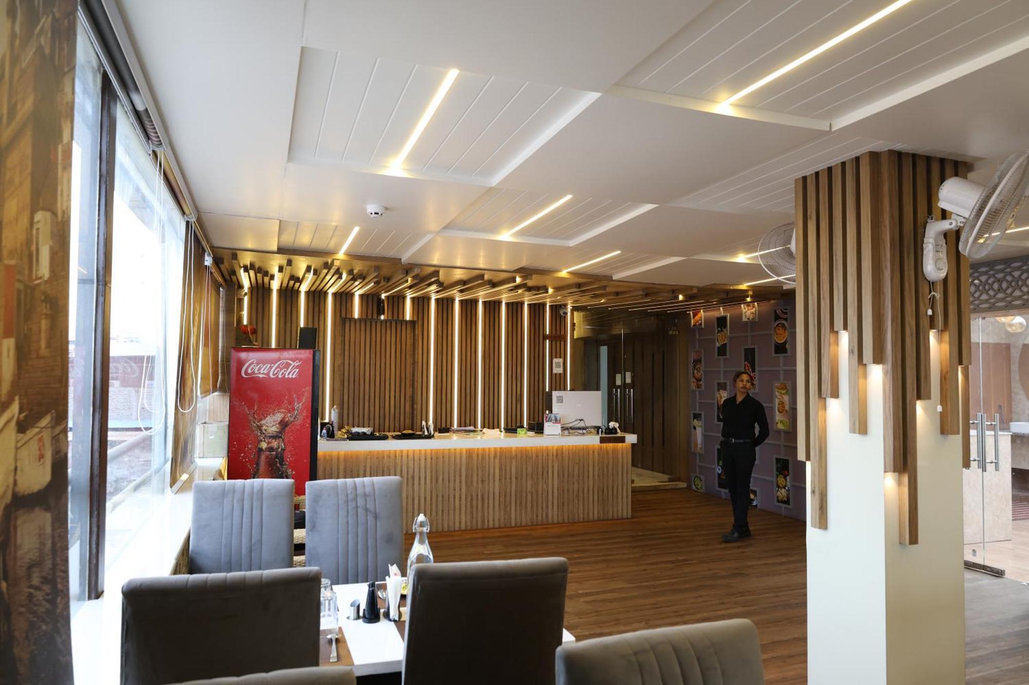 Hotel Deva Inn Βαρανάσι Εξωτερικό φωτογραφία